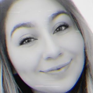 Meet your Posher, Karina